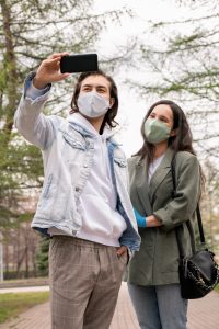 Photographing with wife in mask